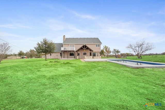 8600 Five Wells Road, Rogers, TX 76569