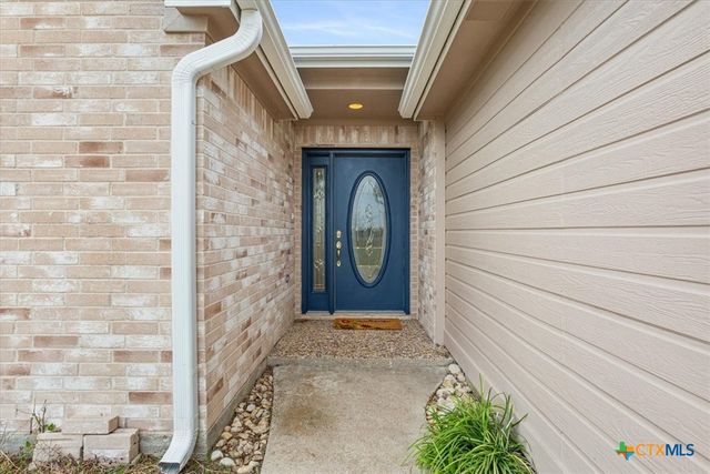 8600 Five Wells Road, Rogers, TX 76569