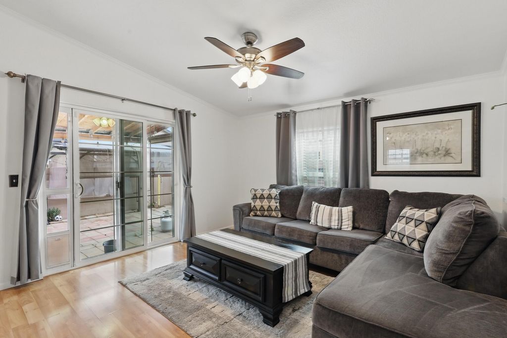 Image 35 of property listing at 8930 Thor Road SW, Albuquerque, NM 87121