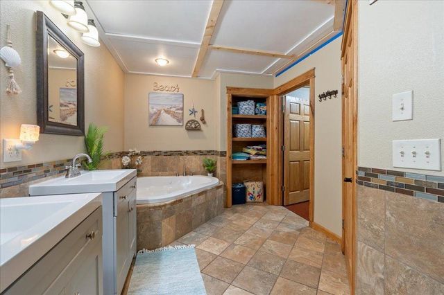 14093 Cherrywood Drive, Baxter, MN 56425