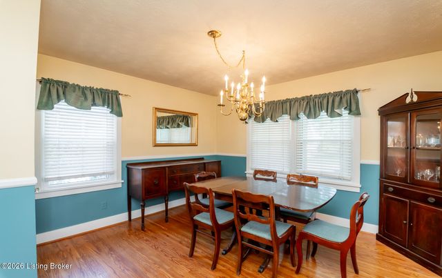 1244 Bourbon Ave, Louisville, KY 40213
