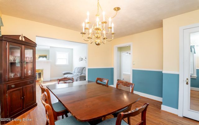 1244 Bourbon Ave, Louisville, KY 40213