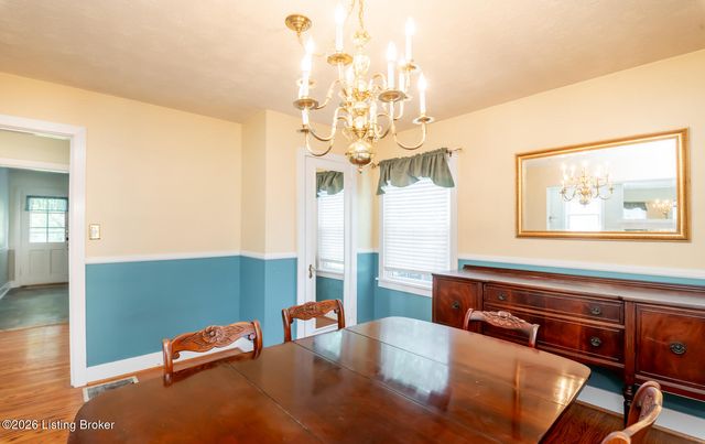 1244 Bourbon Ave, Louisville, KY 40213