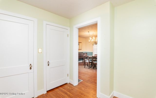 1244 Bourbon Ave, Louisville, KY 40213
