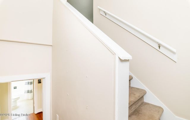 1244 Bourbon Ave, Louisville, KY 40213