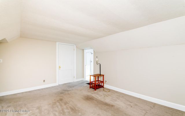 1244 Bourbon Ave, Louisville, KY 40213