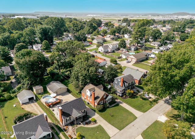 1244 Bourbon Ave, Louisville, KY 40213