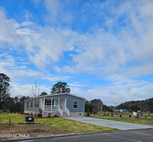 864 Yaupon Drive SW, Calabash, NC 28467