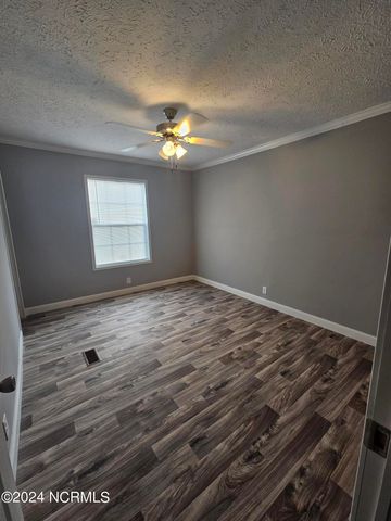 864 Yaupon Drive SW, Calabash, NC 28467