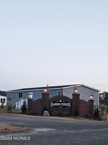 864 Yaupon Drive SW, Calabash, NC 28467