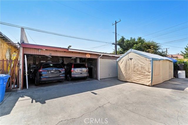 2526 Flower Street, Huntington Park, CA 90255