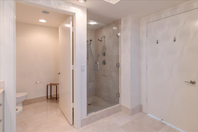 715 Bayshore Drive 506, Fort Lauderdale, FL 33304