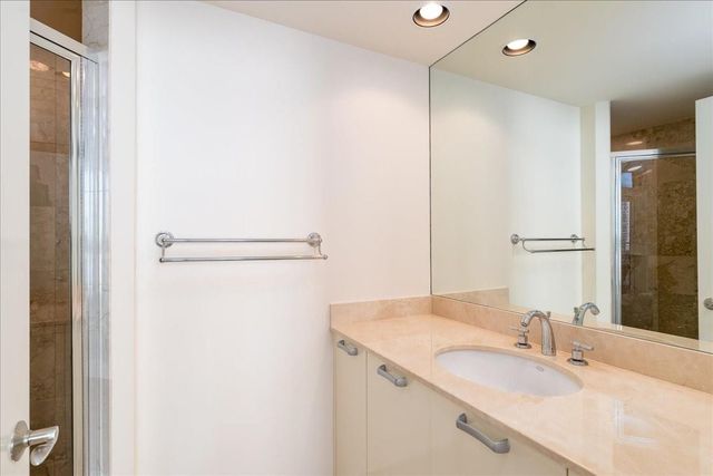 715 Bayshore Drive 506, Fort Lauderdale, FL 33304