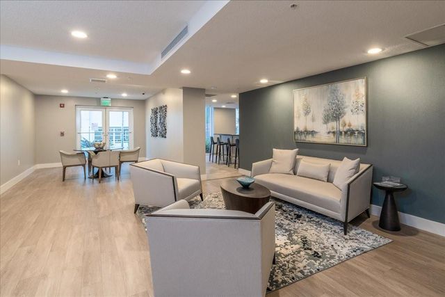 715 Bayshore Drive 506, Fort Lauderdale, FL 33304