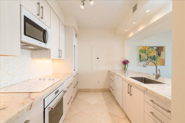 715 Bayshore Drive 506, Fort Lauderdale, FL 33304