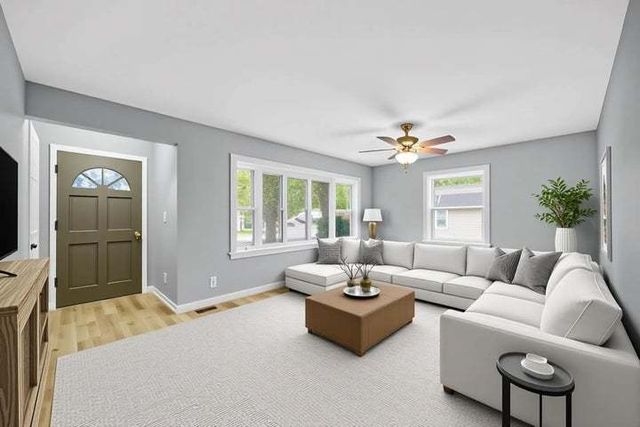 212 Timrick Drive, Munster, IN 46321