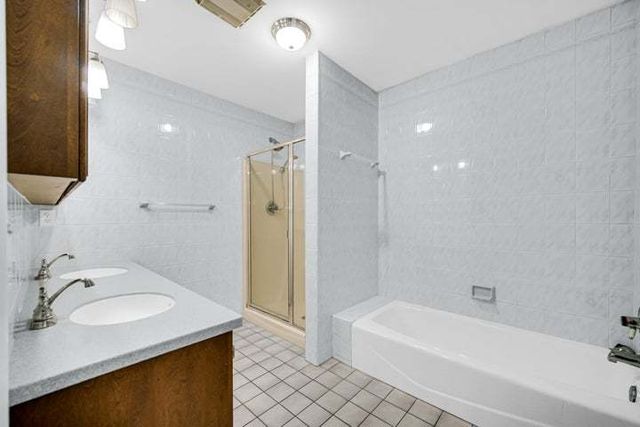 212 Timrick Drive, Munster, IN 46321