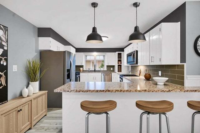 212 Timrick Drive, Munster, IN 46321