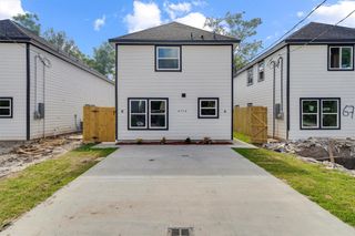 6716 Haight Street A, Houston, TX 77028