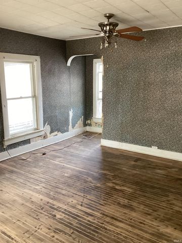 104 N Davis Street, Walton, IN 46994