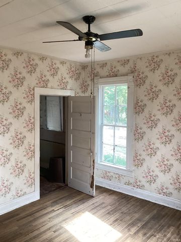 104 N Davis Street, Walton, IN 46994