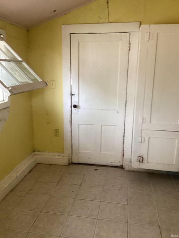 104 N Davis Street, Walton, IN 46994