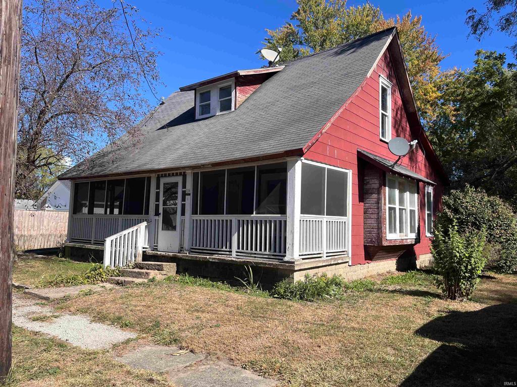 104 N Davis Street, Walton, IN 46994