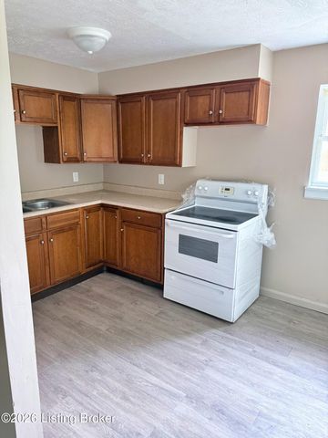 3522 Georgetown Pl, Louisville, KY 40215