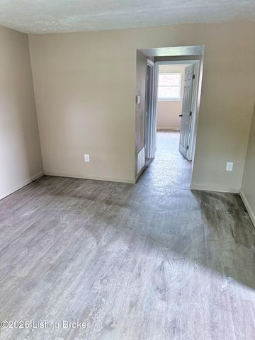 3522 Georgetown Pl, Louisville, KY 40215