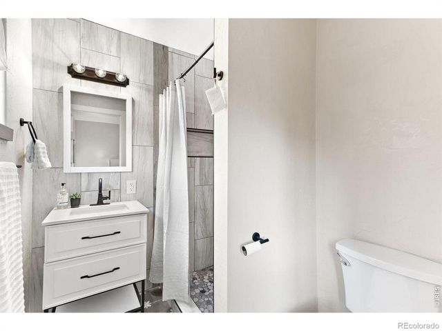 6010 Johnson Way, Arvada, CO 80004