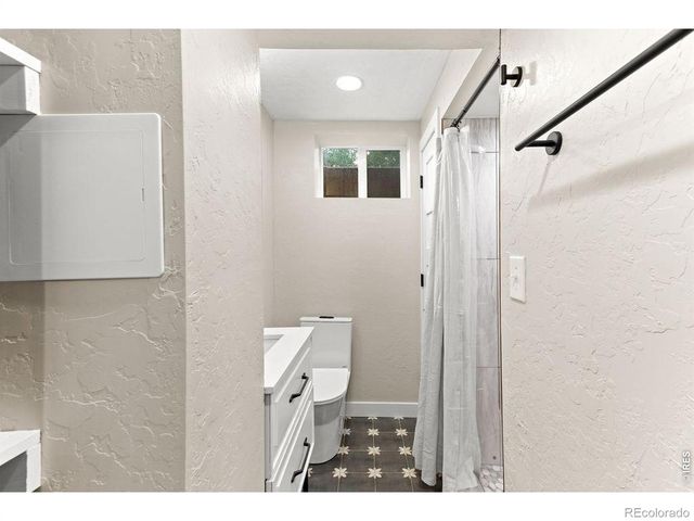 6010 Johnson Way, Arvada, CO 80004