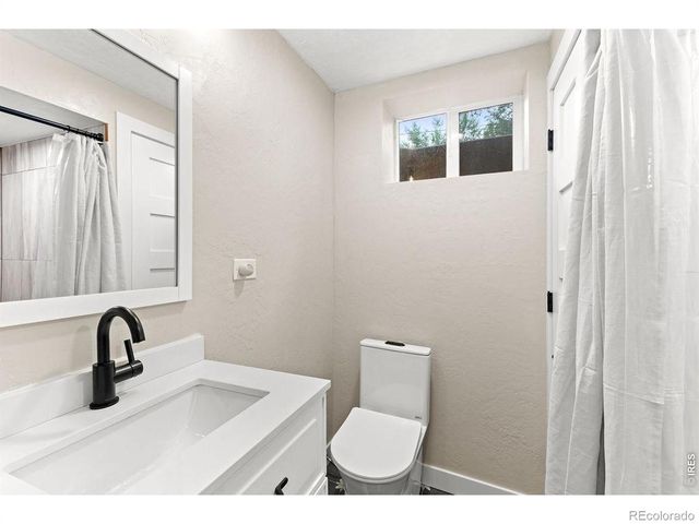 6010 Johnson Way, Arvada, CO 80004
