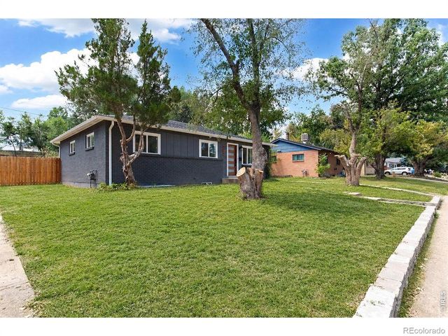 6010 Johnson Way, Arvada, CO 80004