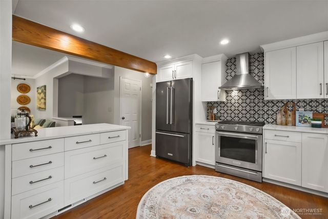 18232 NE 176th Street, Woodinville, WA 98072