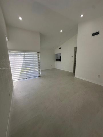 20926 SW 124th Ave Road, Miami, FL 33177