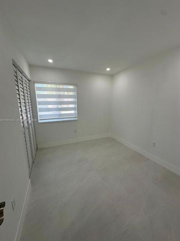 20926 SW 124th Ave Road, Miami, FL 33177