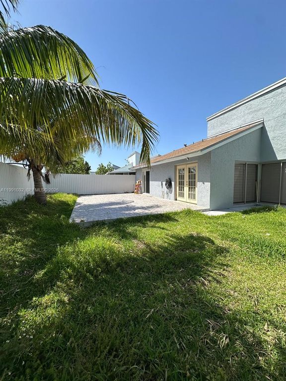 20926 SW 124th Ave Road, Miami, FL 33177