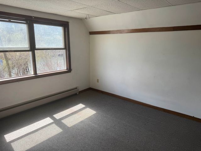 401 Maple Street, Hartford, VT 05001