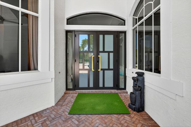 6778 Oakmont Way, West Palm Beach, FL 33412