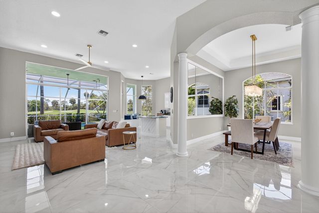 6778 Oakmont Way, West Palm Beach, FL 33412