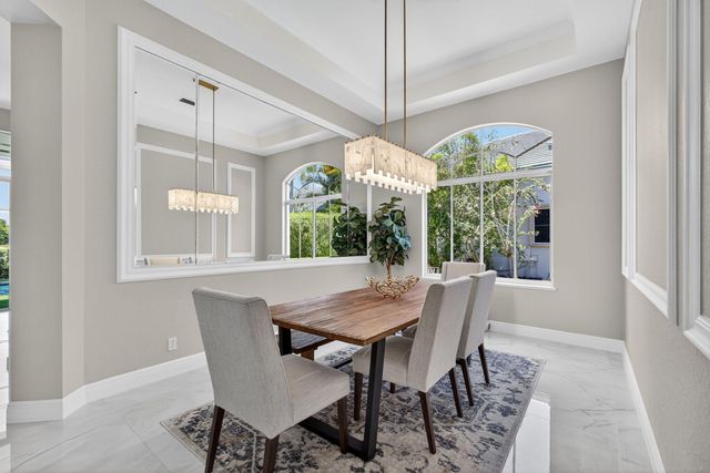 6778 Oakmont Way, West Palm Beach, FL 33412