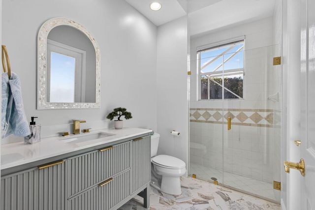 6778 Oakmont Way, West Palm Beach, FL 33412