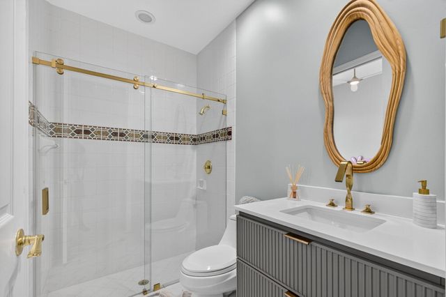 6778 Oakmont Way, West Palm Beach, FL 33412