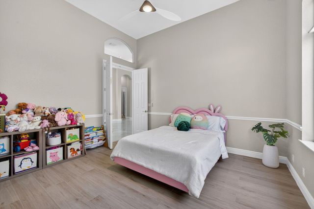 6778 Oakmont Way, West Palm Beach, FL 33412