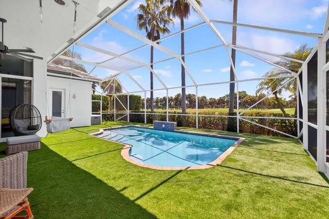 6778 Oakmont Way, West Palm Beach, FL 33412