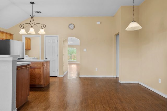 100 Lipan Street, Greenville, TX 75402
