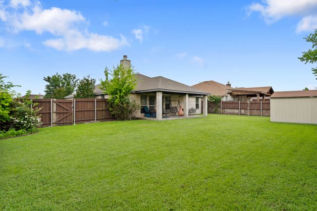 100 Lipan Street, Greenville, TX 75402