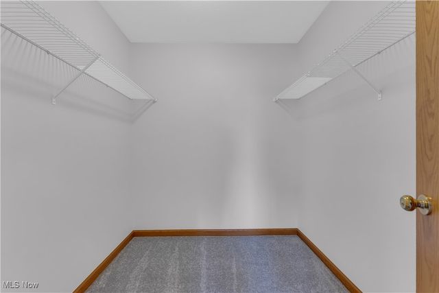 2080 Marwood Circle, Alliance, OH 44601