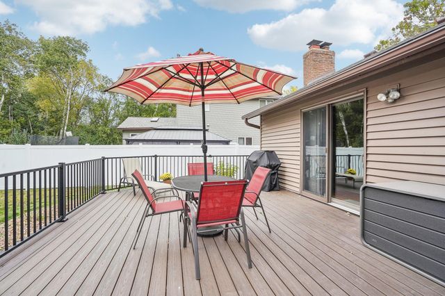 2067 Kings Road, Eagan, MN 55122