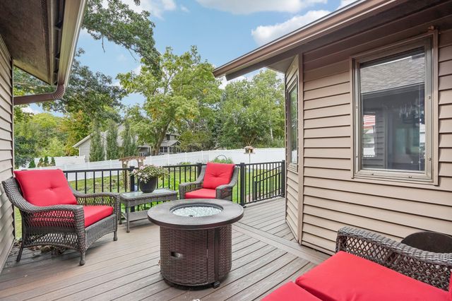 2067 Kings Road, Eagan, MN 55122